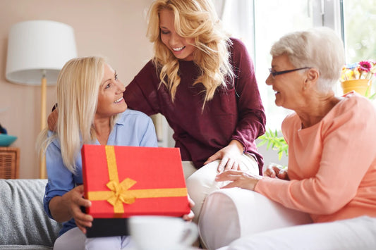 Les Meilleurs Cadeaux pour les Seniors : Monogrammes et Plus