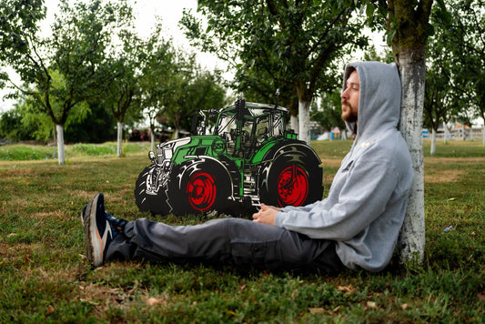 Tracteur-Fendt-700-Une-œuvre-d-art-de-notre-série-Commentaires-en-Métal-Épisode-10 Steelmonks