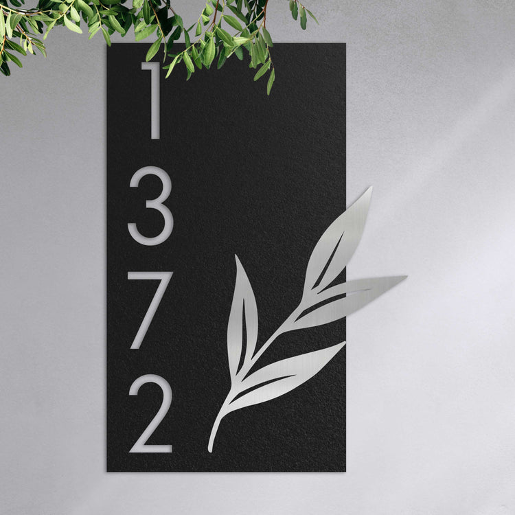 Refined house number with a branch