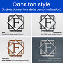 Monogramme dans une plaque filigrane