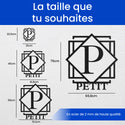 Monogramme dans une plaque filigrane