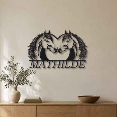 Chevaux Embrassant – plaque en acier personnalisée au mur du salon – Steelmonks