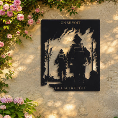 Courage du héros – plaque en acier personnalisée sur un mur de jardin – Steelmonks