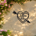 Double cœur – plaque en acier personnalisée sur un mur de jardin – Steelmonks