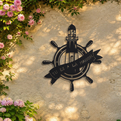 Phare – plaque en acier personnalisée sur un mur de jardin – Steelmonks