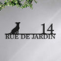 Plaque de rue personnalisée – design Chien, acier découpé au laser · Steelmonks