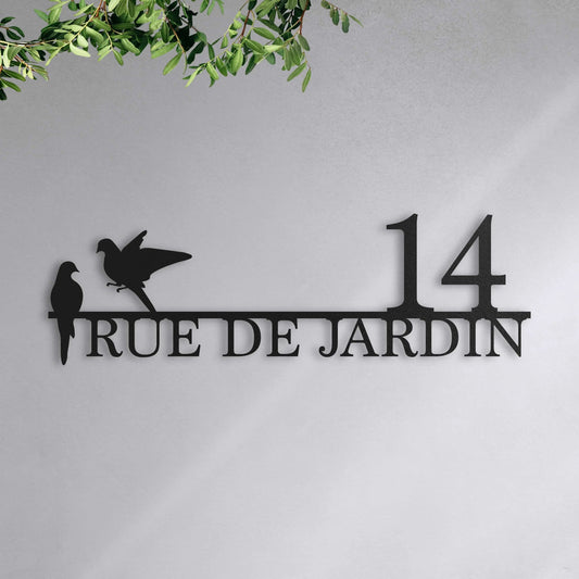 Plaque de rue personnalisée – design Oiseaux, acier découpé au laser · Steelmonks