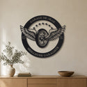 Plaque garage avec ailes – plaque en acier personnalisée au mur du salon – Steelmonks