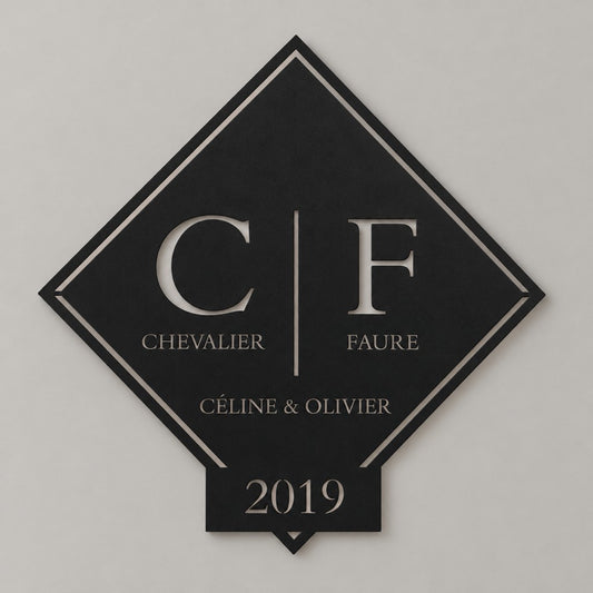 Monogramme personnalisé en métal – design Double monogramme dans la plaque, acier découpé au laser · Steelmonks