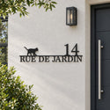 Plaque de rue personnalisée – design Chat, acier découpé au laser, à côté de la porte d'entrée · Steelmonks