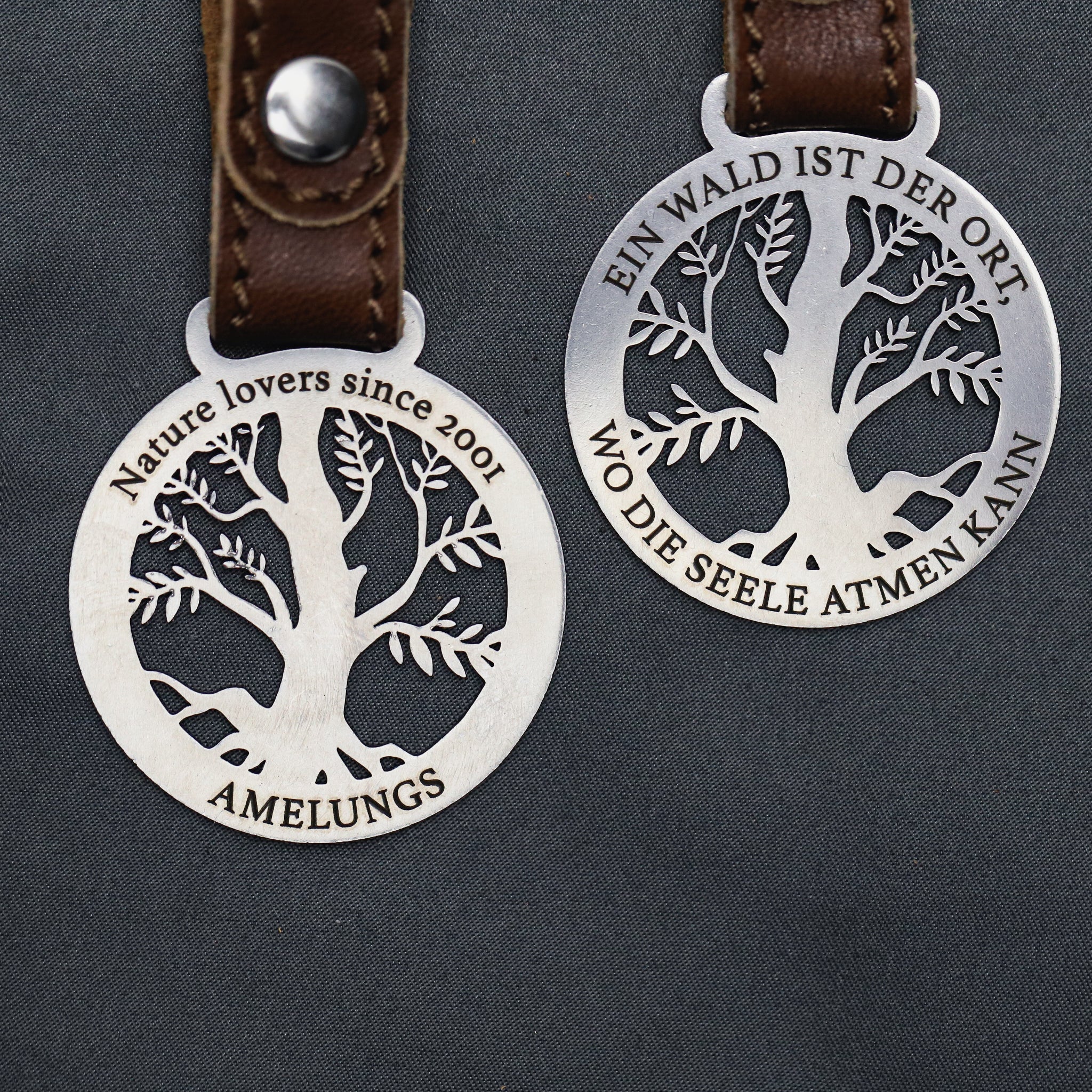 Plaque métallique Steelmonks,Grand arbre. Décoration murale en forme d'arbre disponible en plusieurs tailles et couleurs.