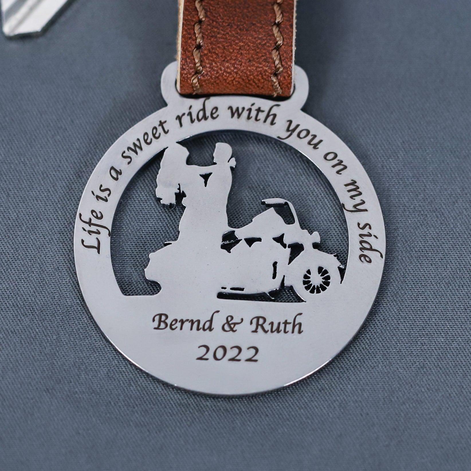 Plaque métallique Steelmonks, paire de moto. Décoration murale pour sports et loisirs disponible en différentes tailles et couleurs.