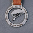 Plaque métallique Steelmonks, parapente. Décoration murale pour sports et loisirs disponible en différentes tailles et couleurs.