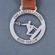 Plaque métallique Steelmonks,Wakeboarding. Décoration murale pour sports et loisirs disponible en différentes tailles et couleurs.